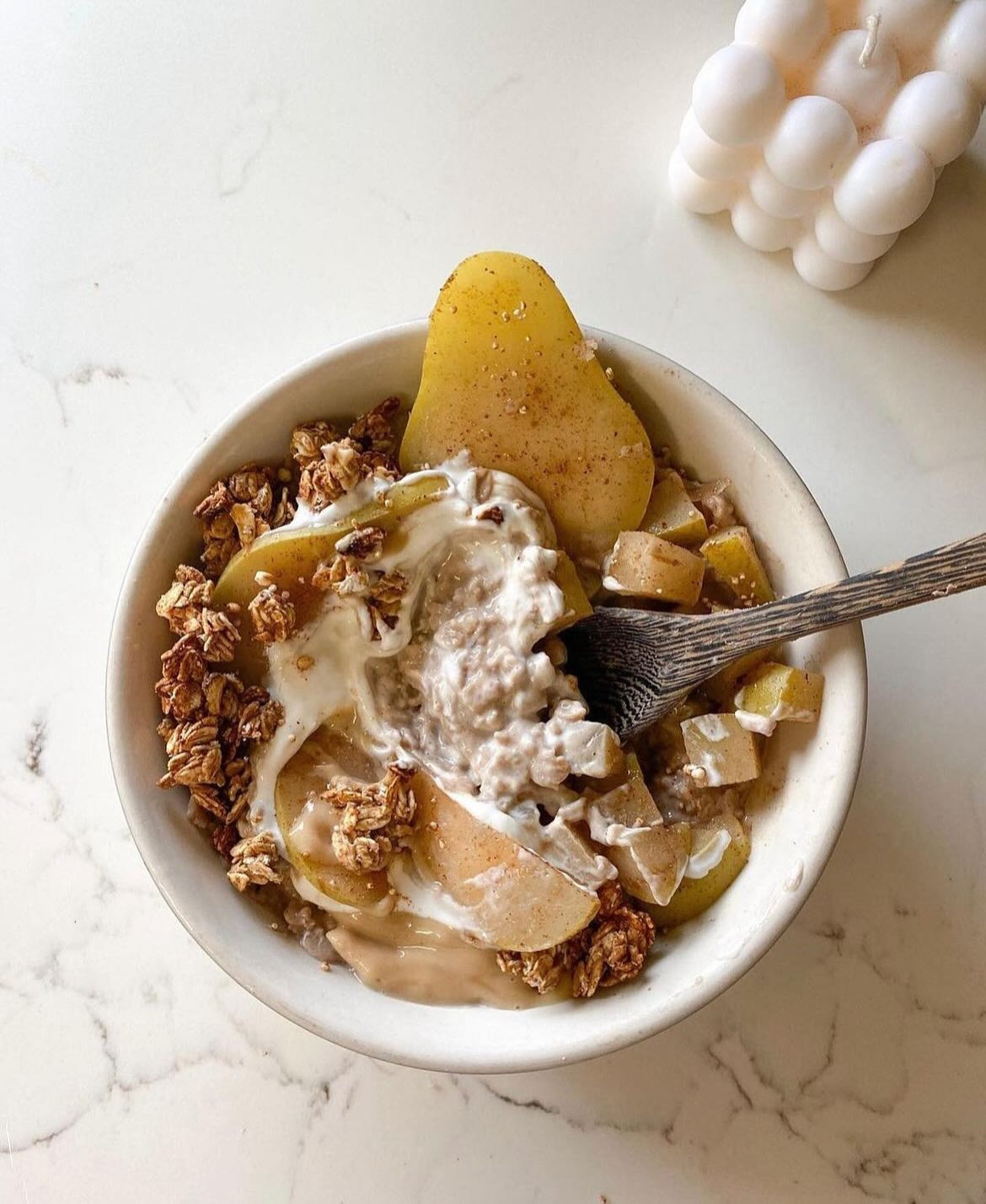 Cozy Vanilla Pear Crumble Oats Delight