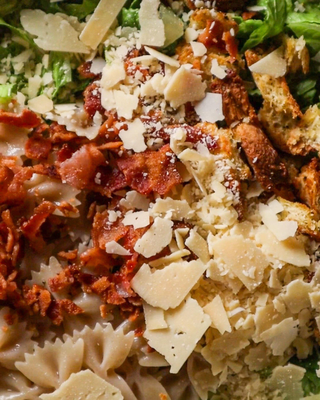 Creamy Bacon Caesar Pasta Salad Delight