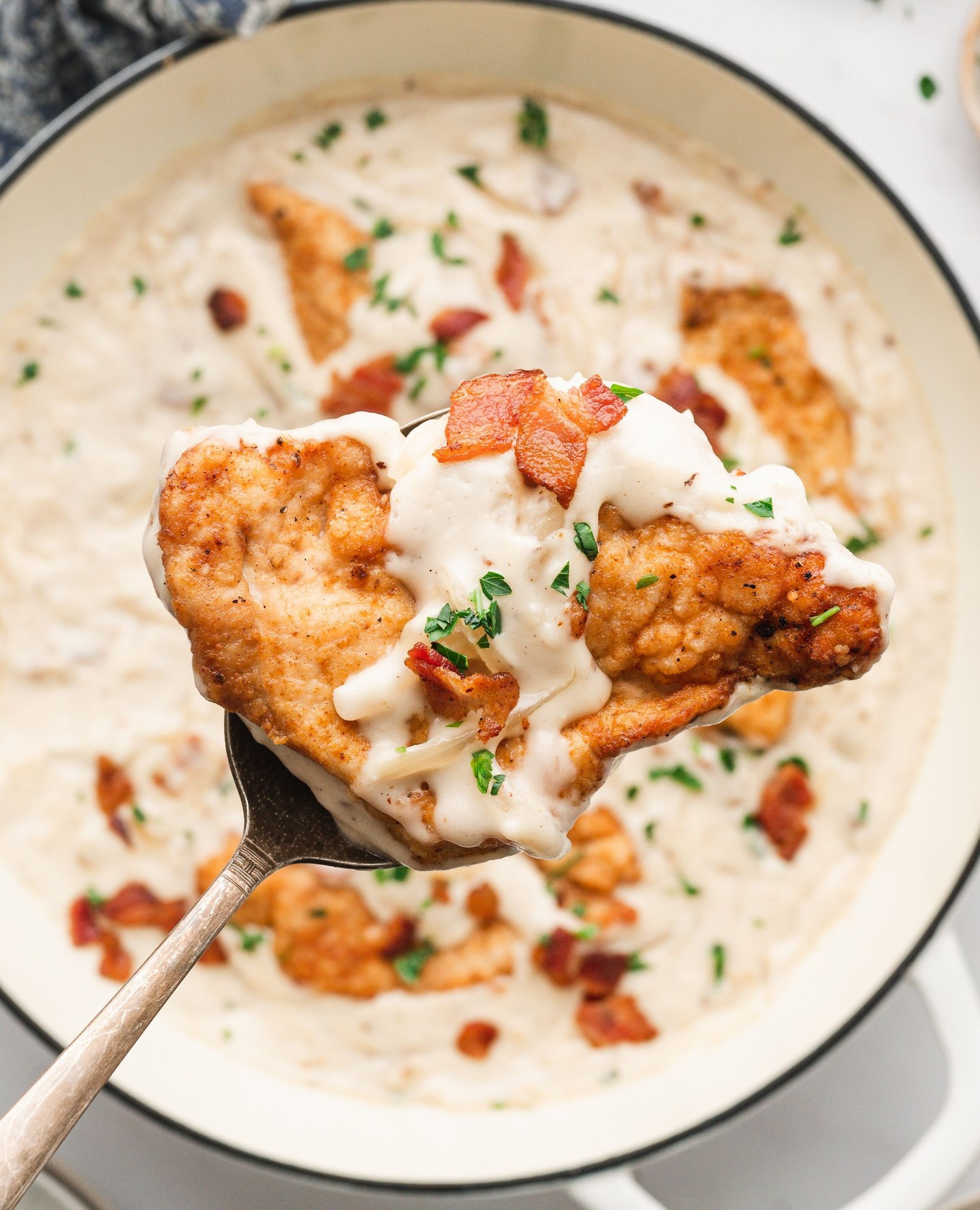 Creamy Bacon Smothered Chicken Delight