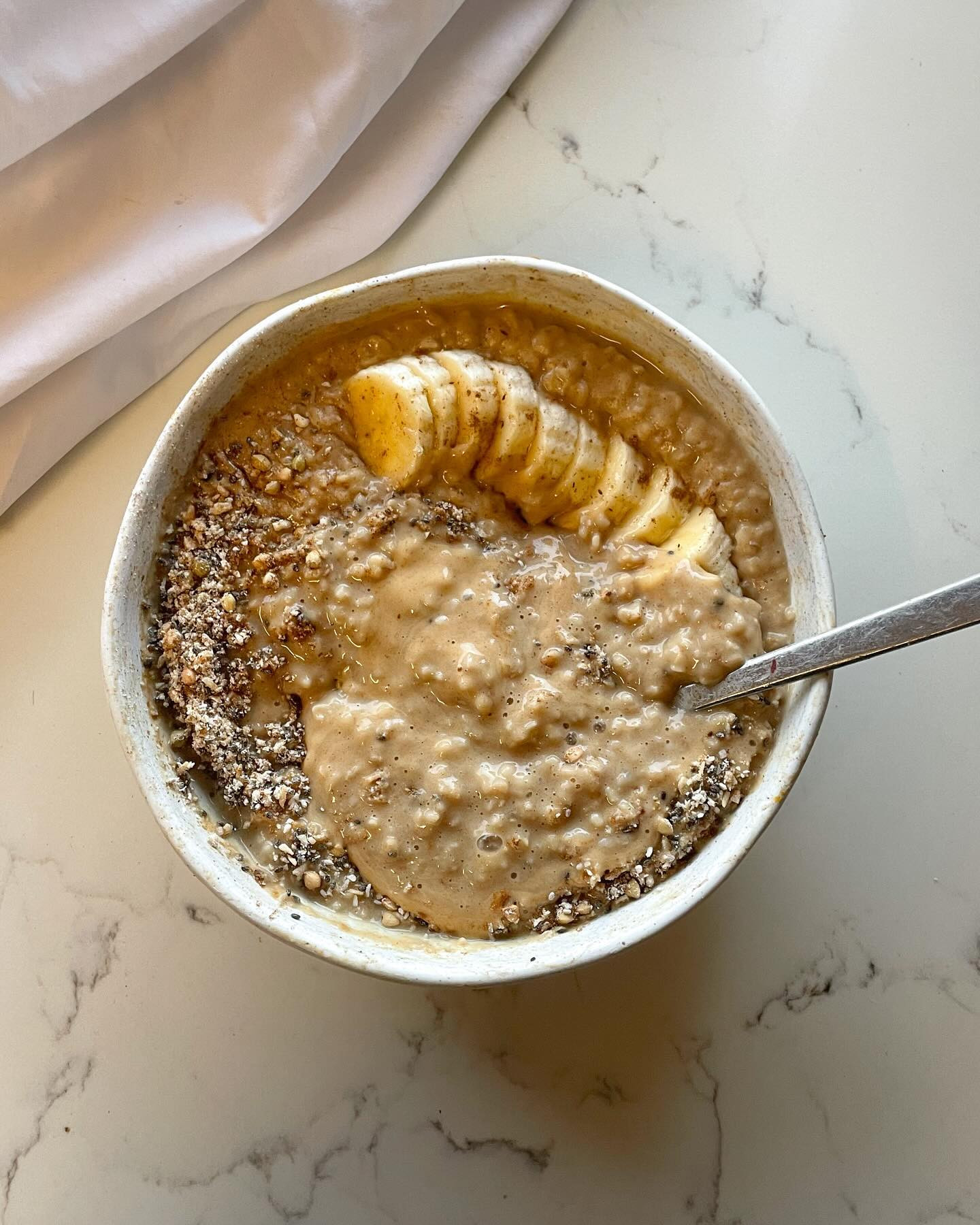 Creamy Caramel Banana Nut Oatmeal Delight