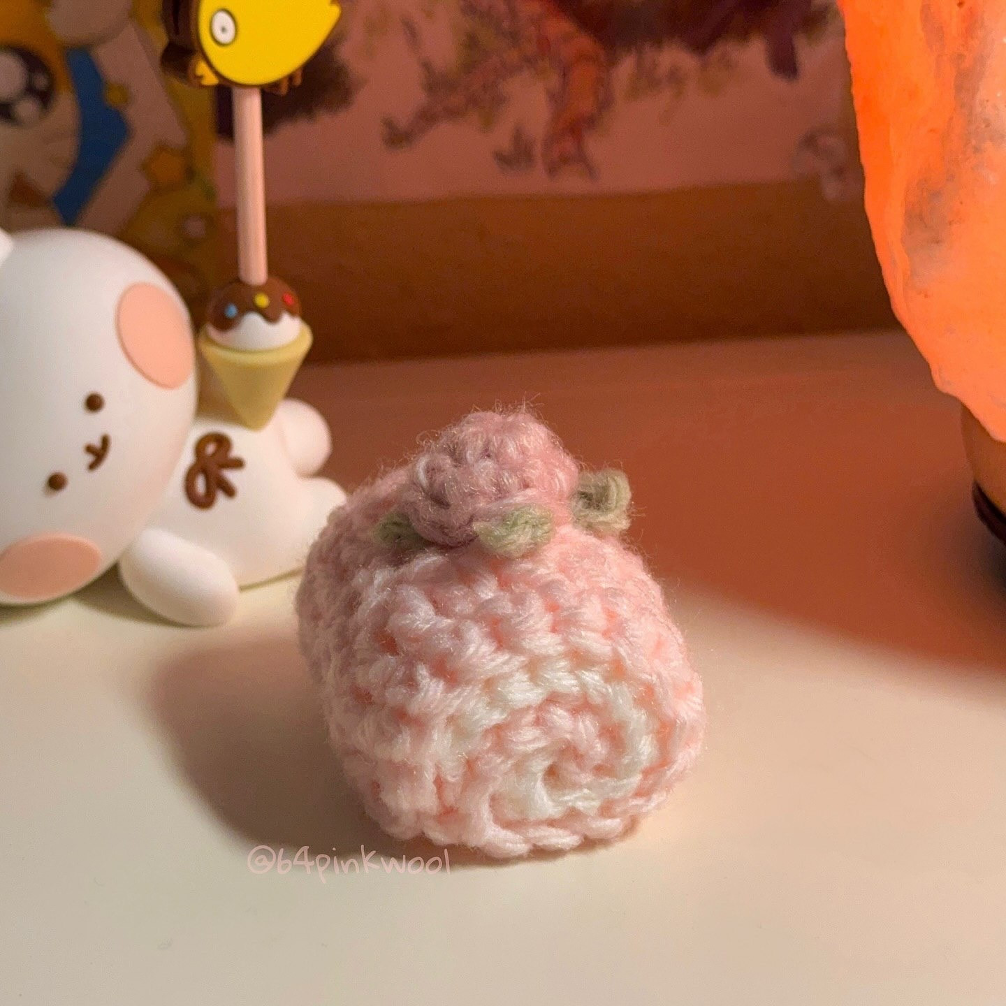 Crochet Yule Log Pattern - Festive Holiday Decoration Tutorial