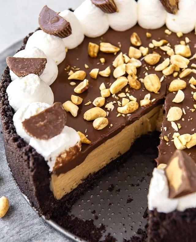 Decadent No-Bake Chocolate Peanut Butter Delight