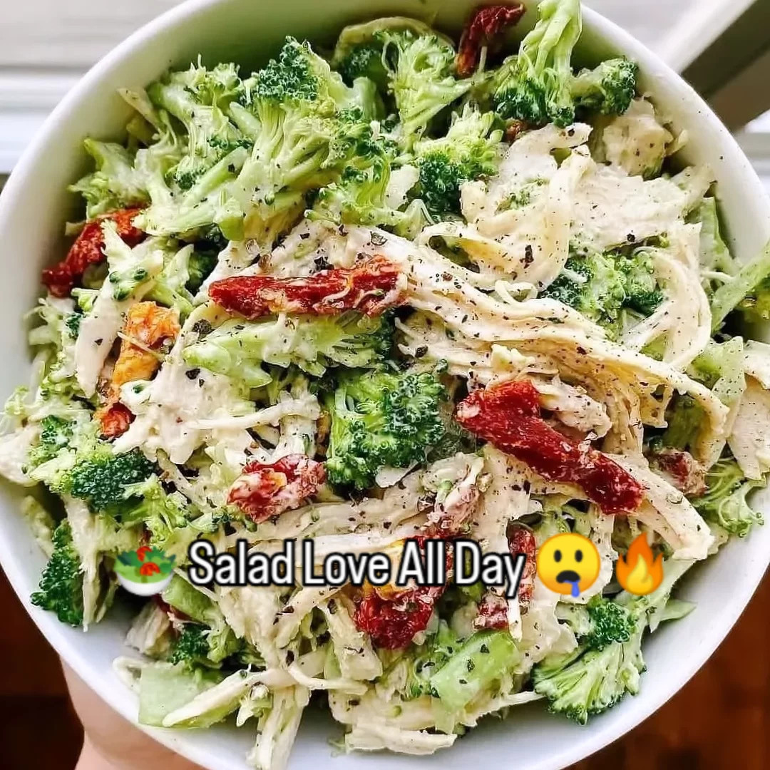 Garlic Butter Salmon with Spinach Cream Sauce