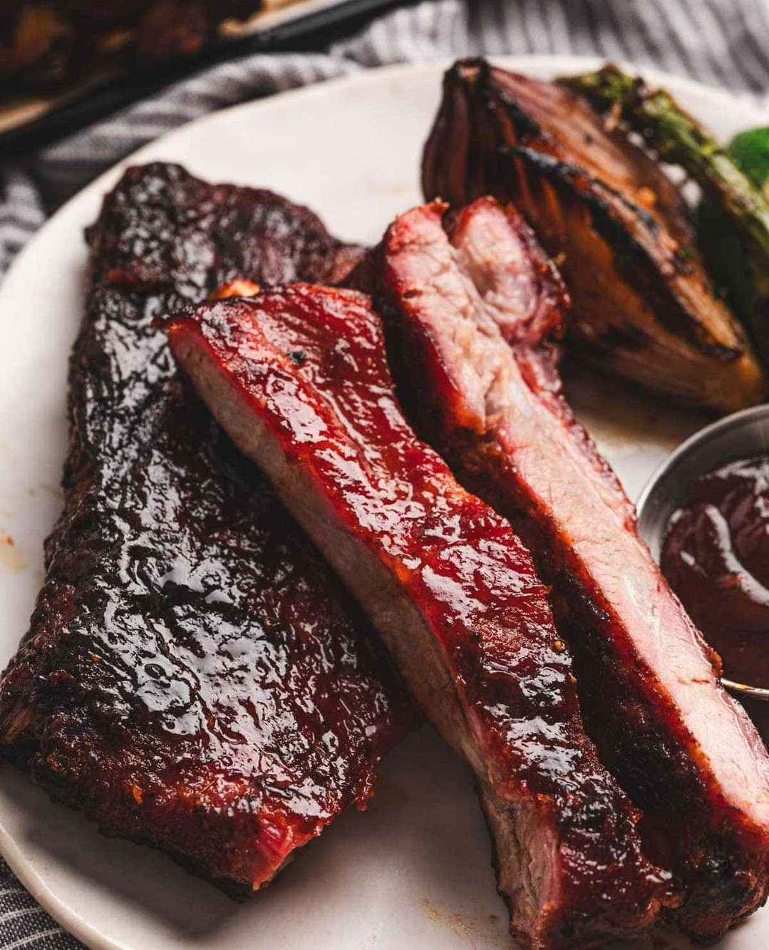 Juicy St. Louis Ribs with Bold BBQ Flavor