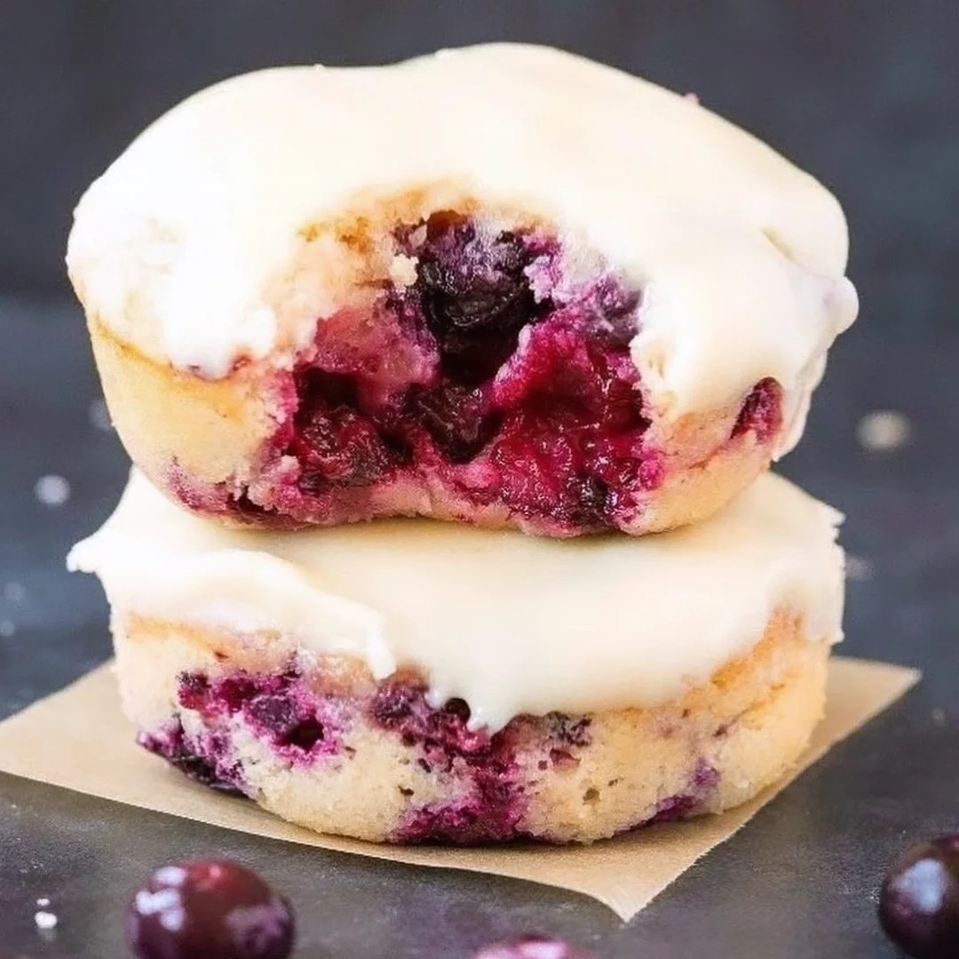 Luscious Keto Raspberry Swirl Cheesecake Delight