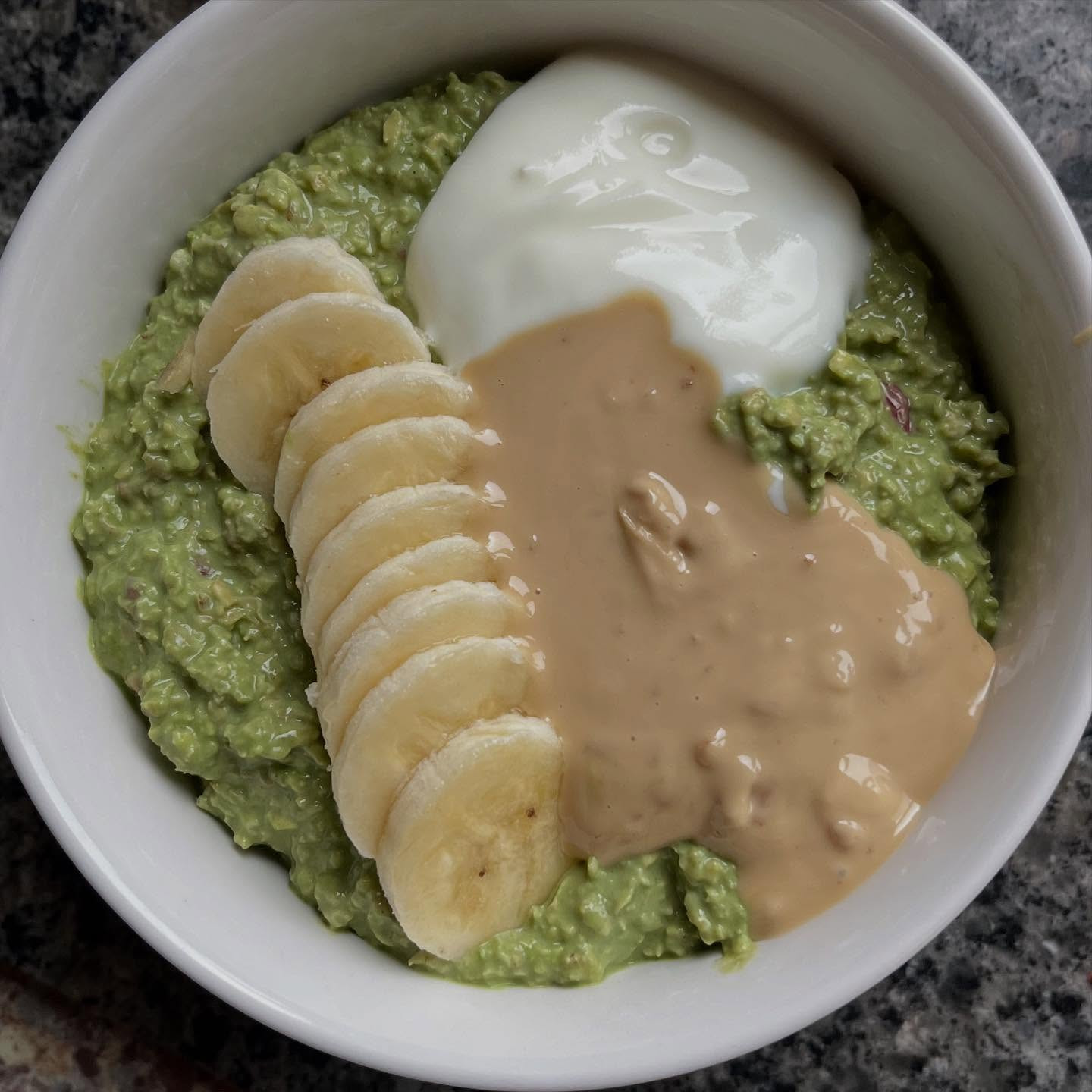 Matcha Raspberry Oatmeal Delight with White Chocolate Bliss