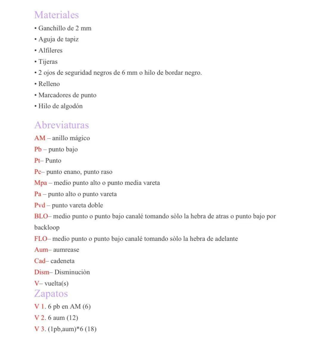 Muñeca Amigurumi con Vestido Amarillo y Flores en el Pelo