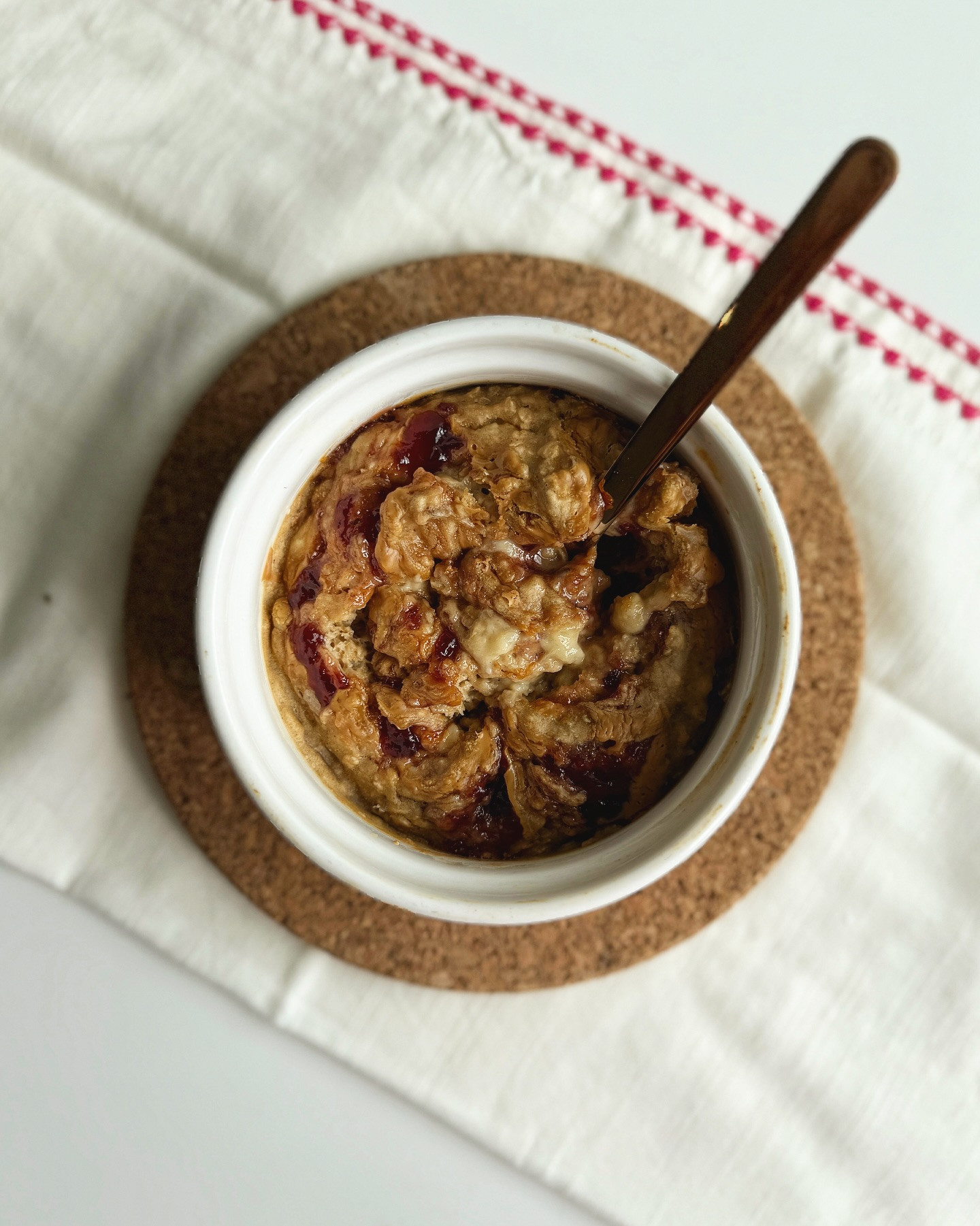 Peanut Butter & Berry Jam Baked Oats Delight