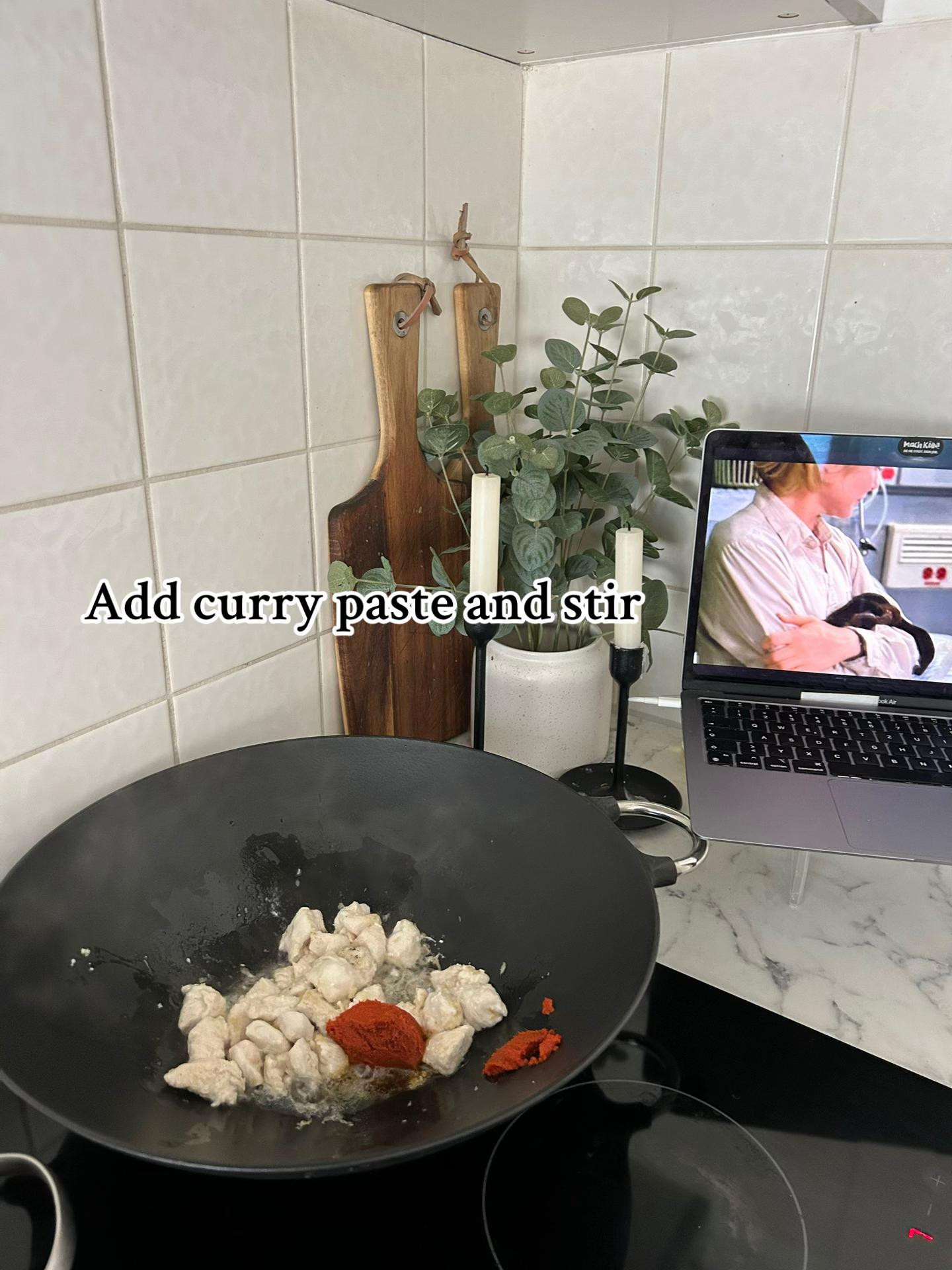 Red Thai curry & rice