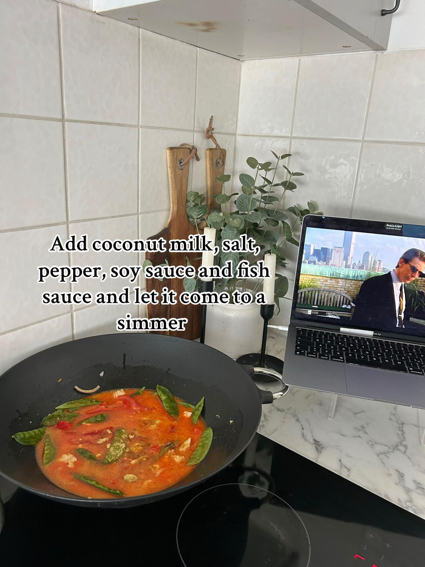 Red Thai curry & rice