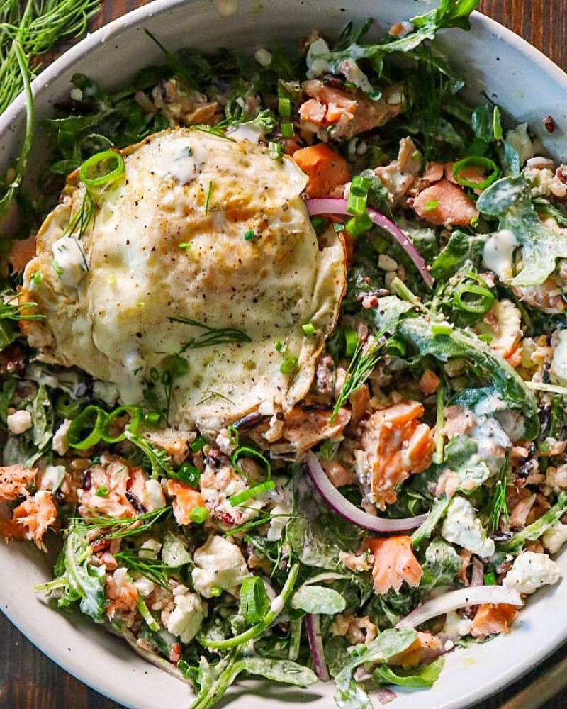 Smoked Salmon Brunch Salad with Creamy Garlic Dill Dressing