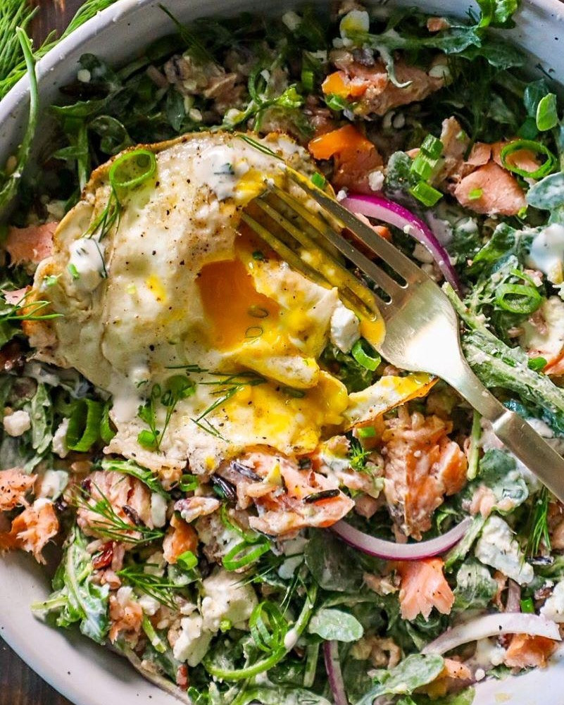 Smoked Salmon Brunch Salad with Creamy Garlic Dill Dressing
