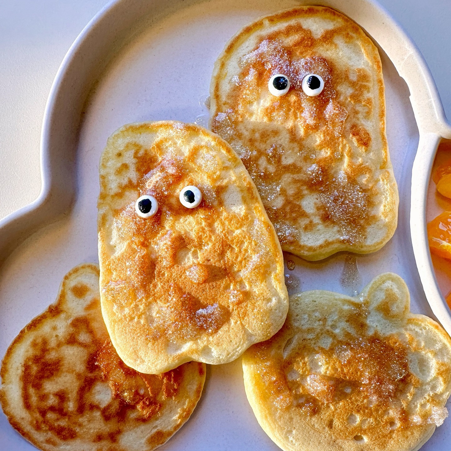 Spooky Greek Yogurt Ghost Pancakes