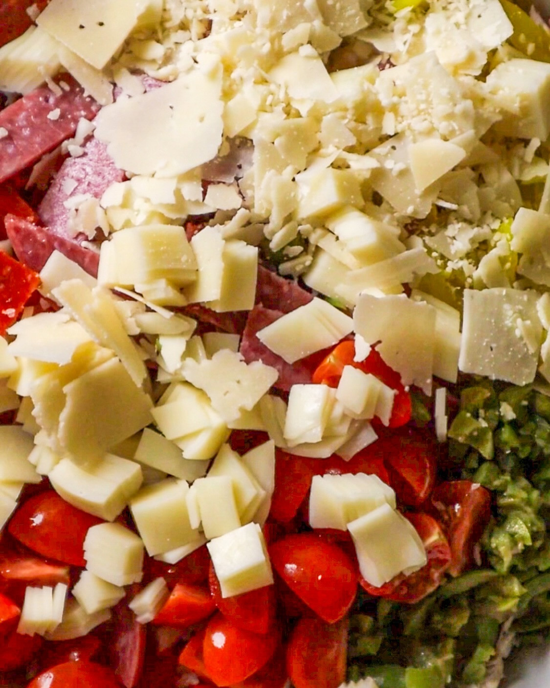 Zesty Italian Chicken Salad with Pesto Delight