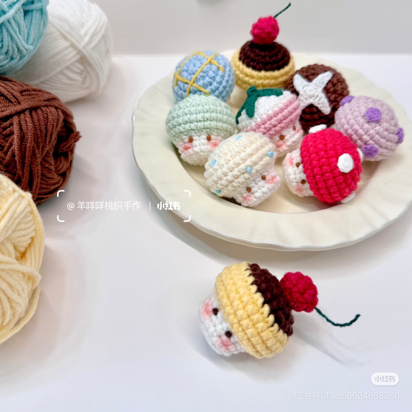 Adorable Crochet Cupcake Characters for Creative Crafting Fun