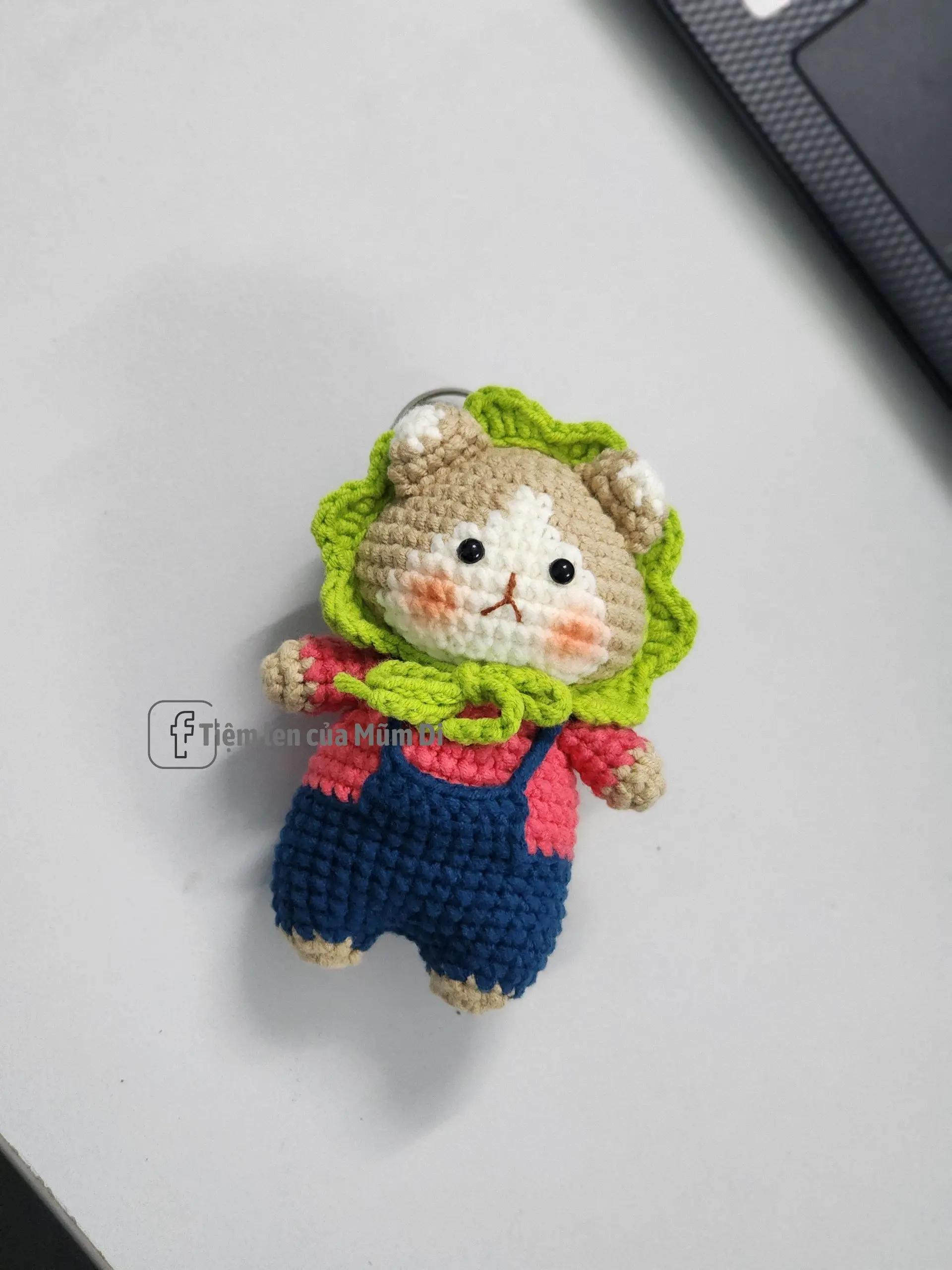 Adorable Crochet Keychain Pattern: Colorful Animal Design