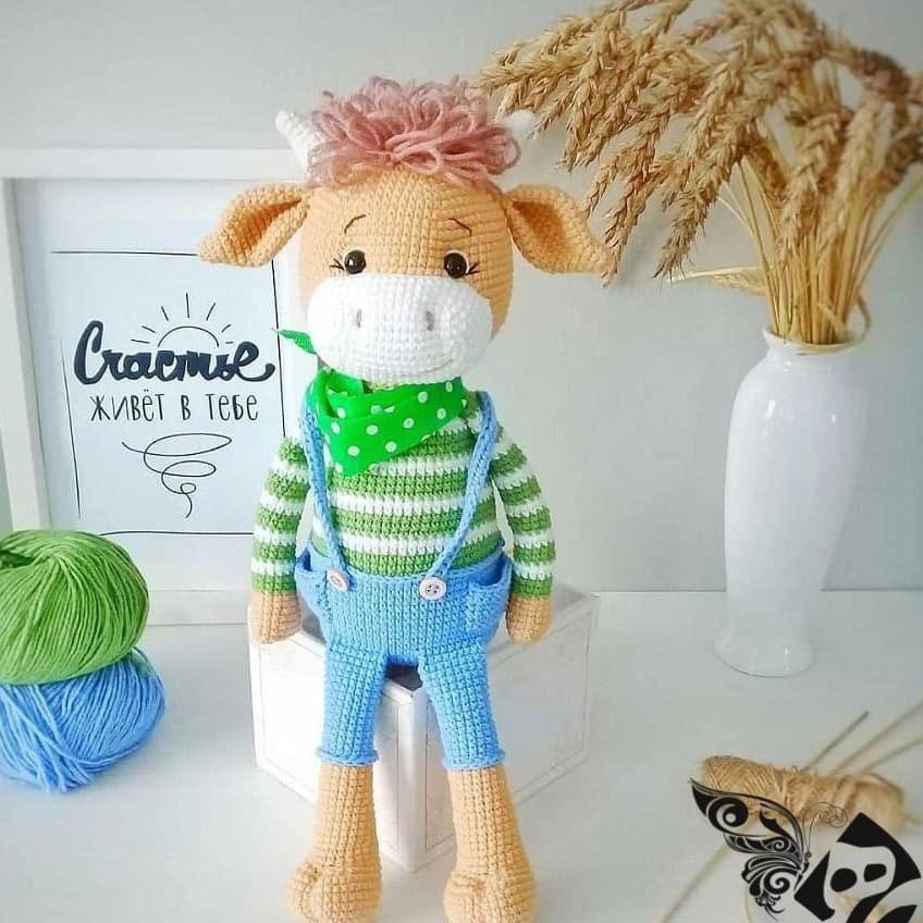 الگوی قلاب بافی عروسک گاو بافتنی