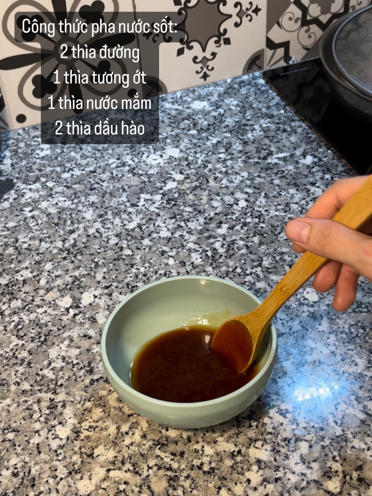 Ba Chỉ Chiên Mắm Tỏi Giòn Rụm, Hương Vị Bùng Nổ