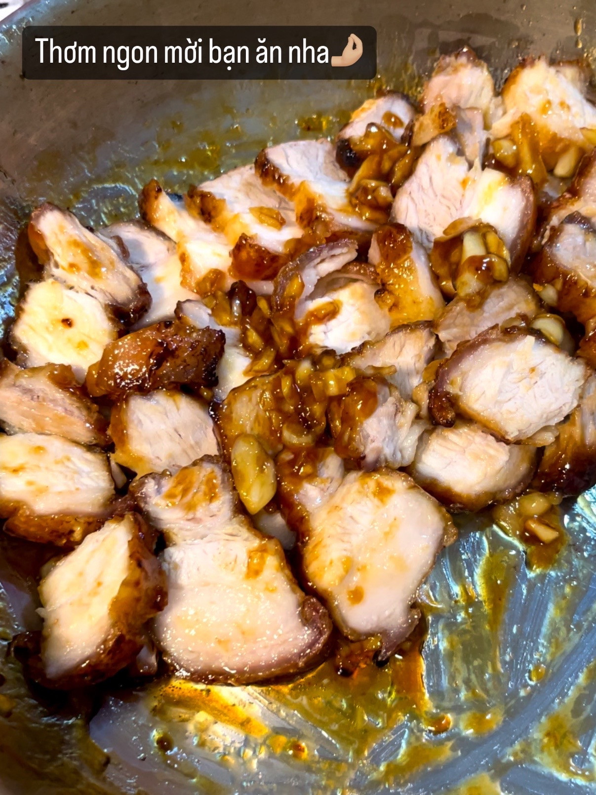 Ba Chỉ Chiên Mắm Tỏi Giòn Rụm, Hương Vị Bùng Nổ