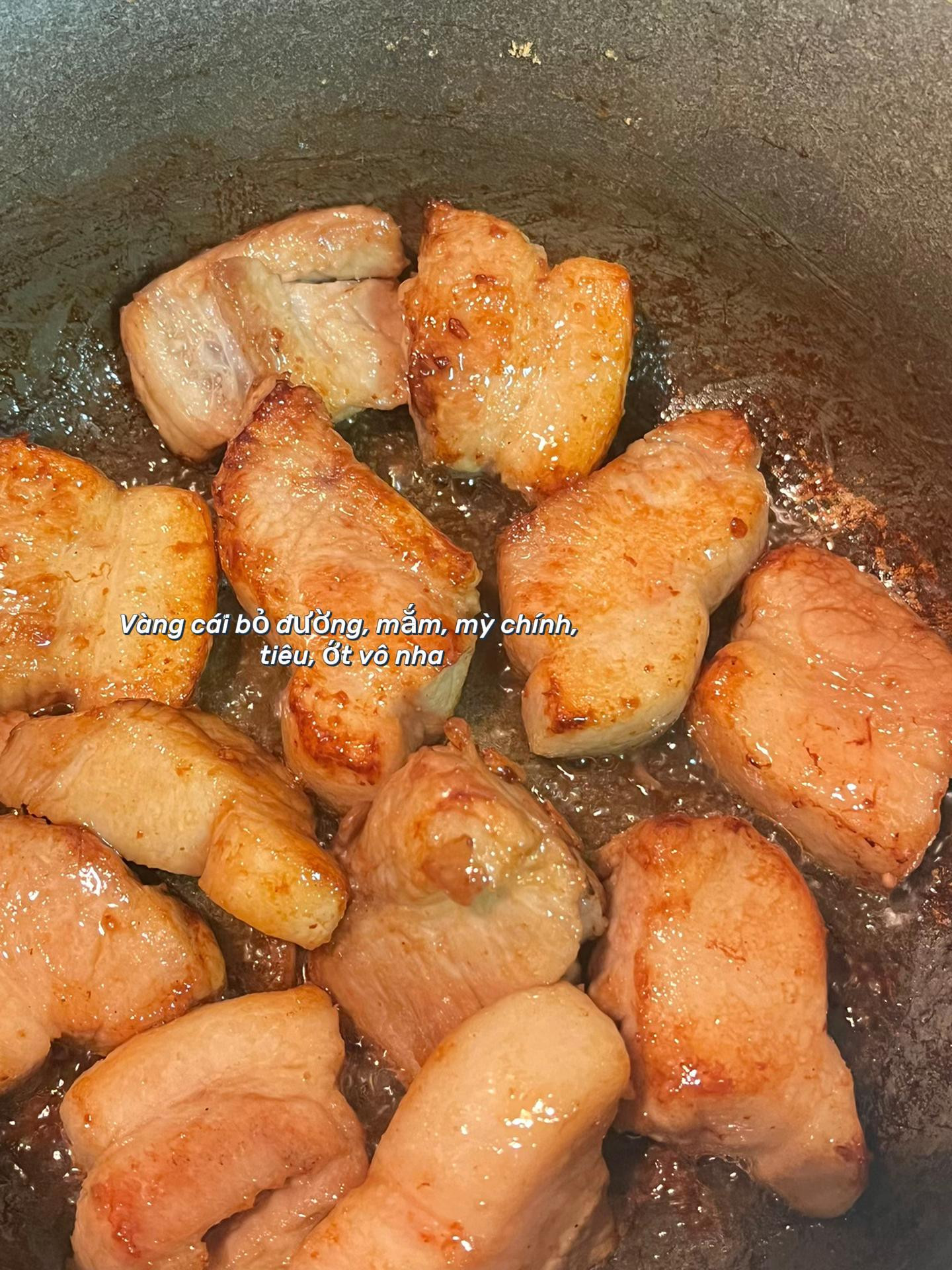 Ba chỉ kho trứng