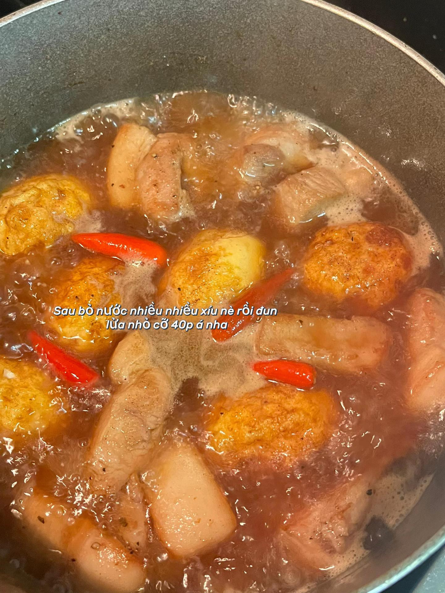 Ba chỉ kho trứng