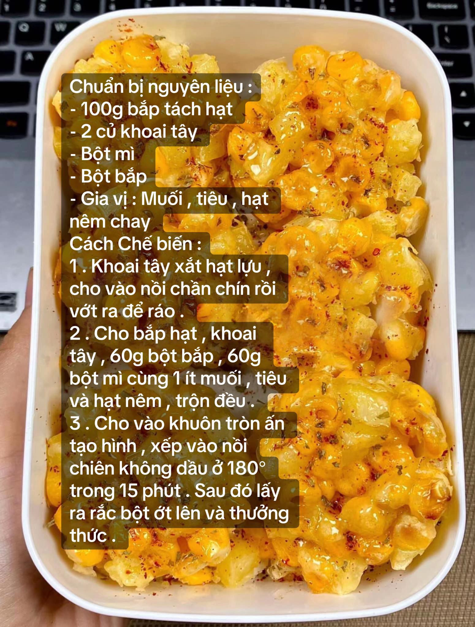 Bánh Ngô Khoai Giòn Rụm Phủ Ớt Hấp Dẫn