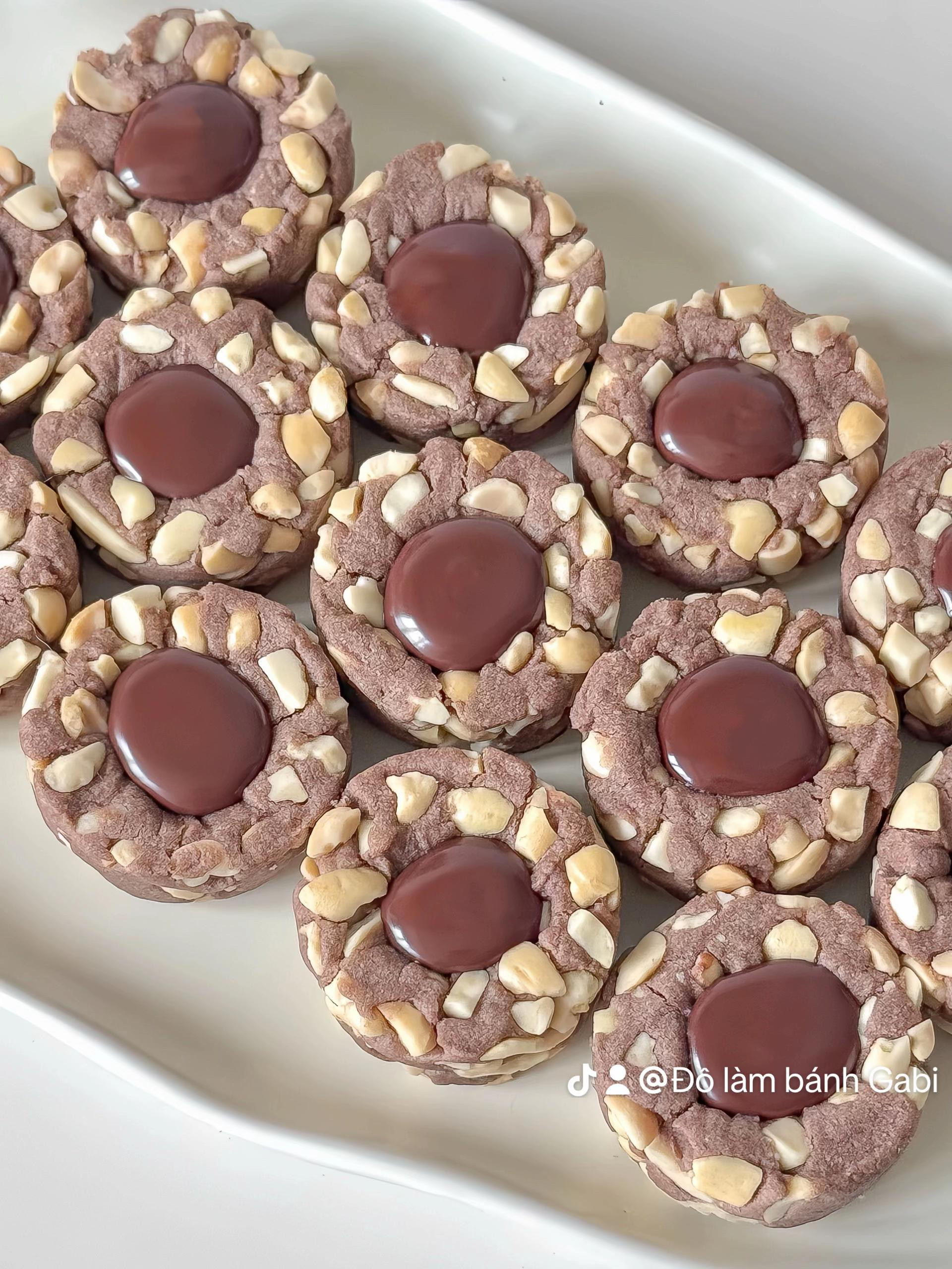 Bánh Quy Đậu Phộng Socola Chảy Ngọt Ngào