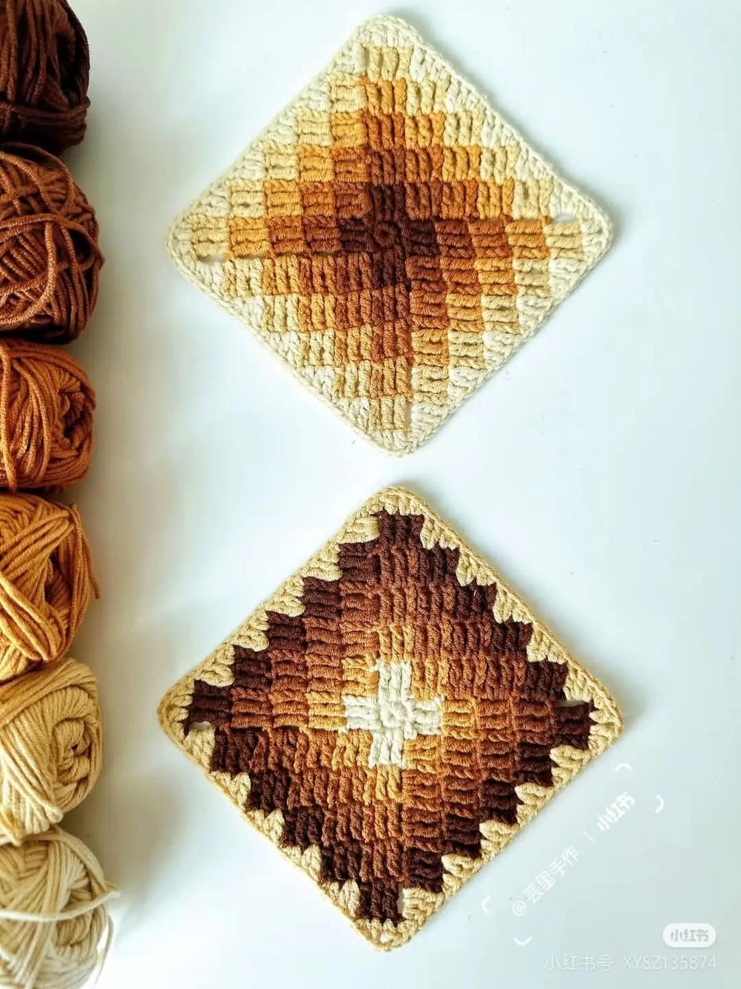Beautiful Crochet Square Pattern in Autumn Shades