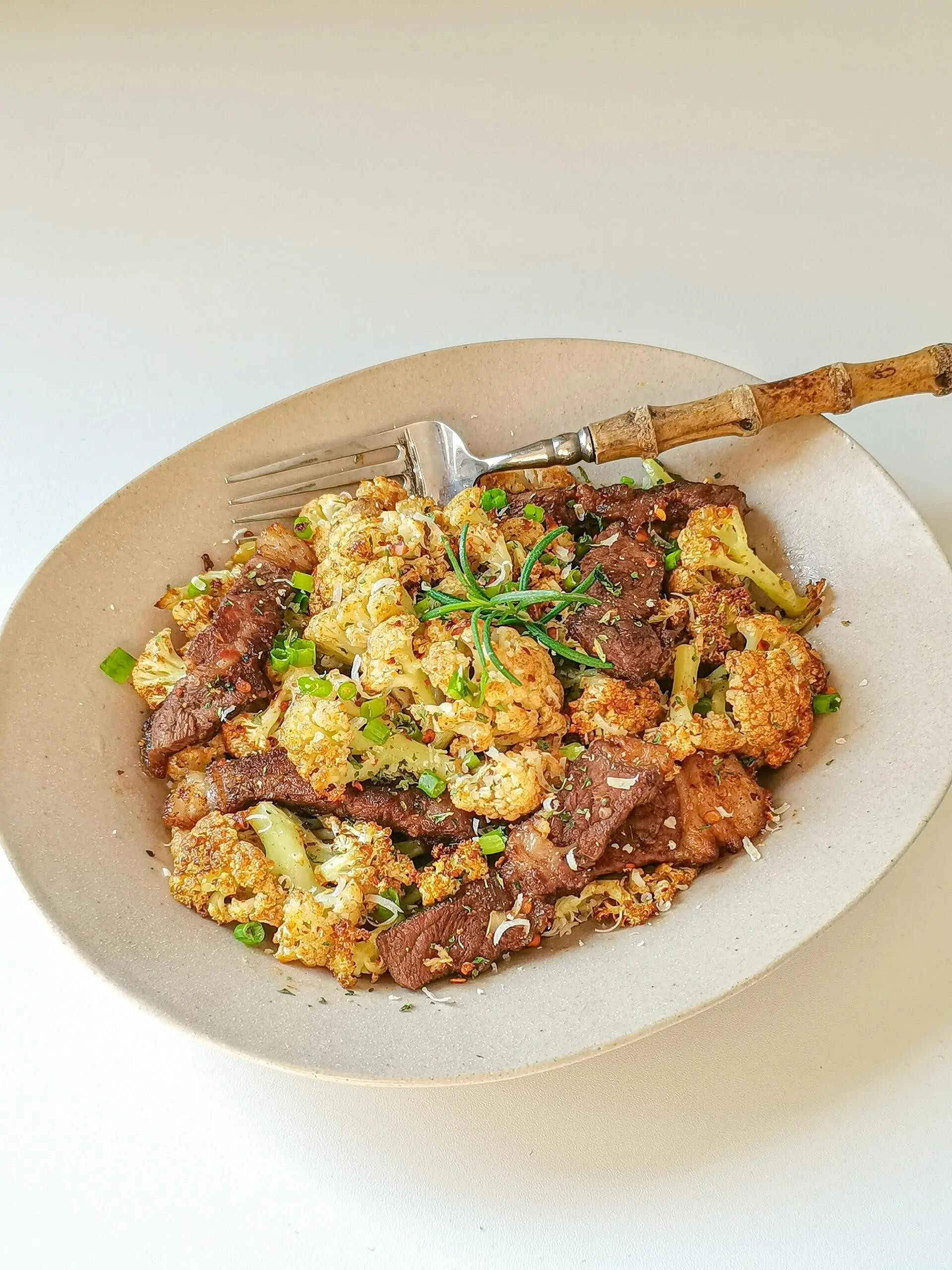 BEEFSTEAK SÚP LƠ TRẮNG