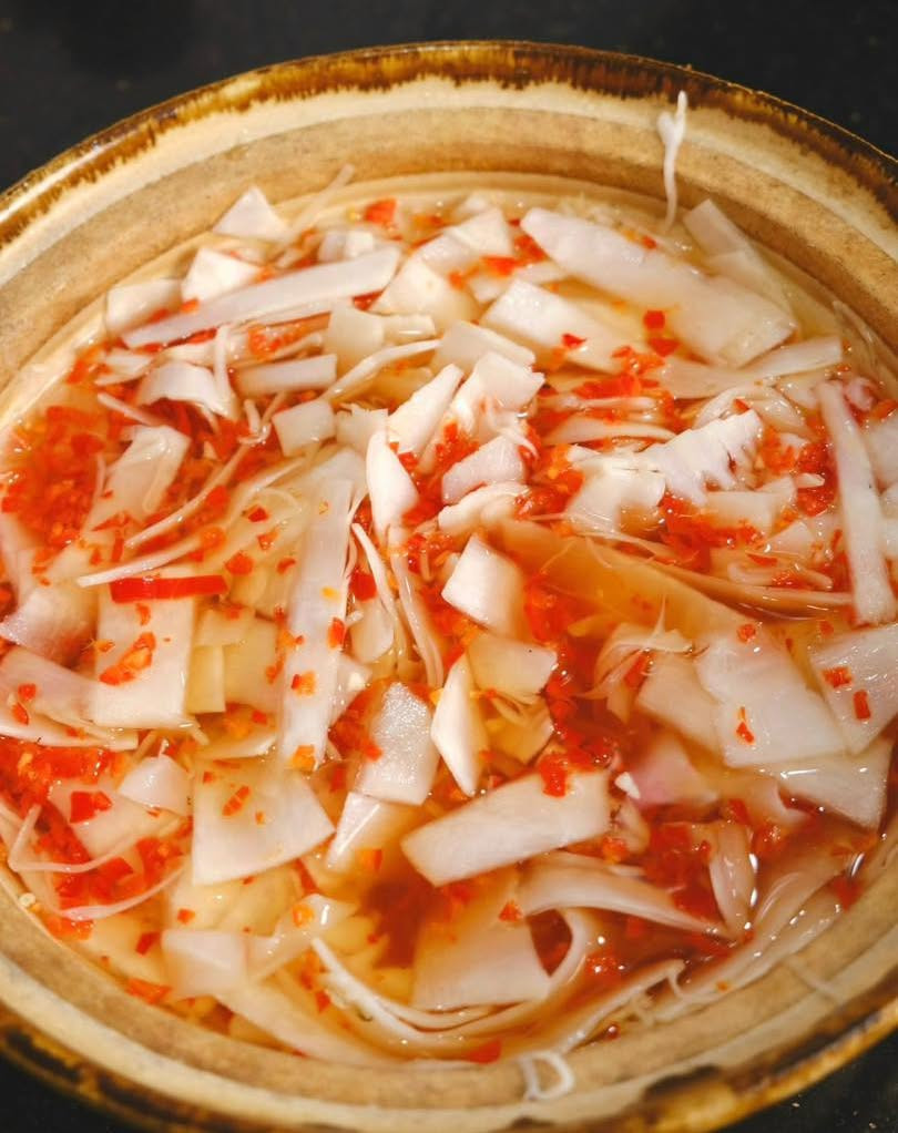 Bí Quyết Làm Măng Ớt Chua Ngọt Tại Nhà - Món Ăn Kèm Đưa Cơm