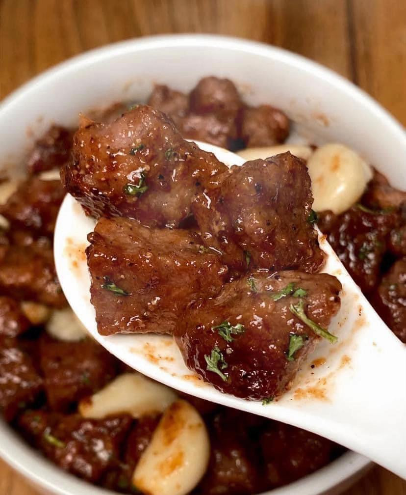 Bò Sốt Tiêu Đen Tỏi Nồng Nàn, Mềm Mại