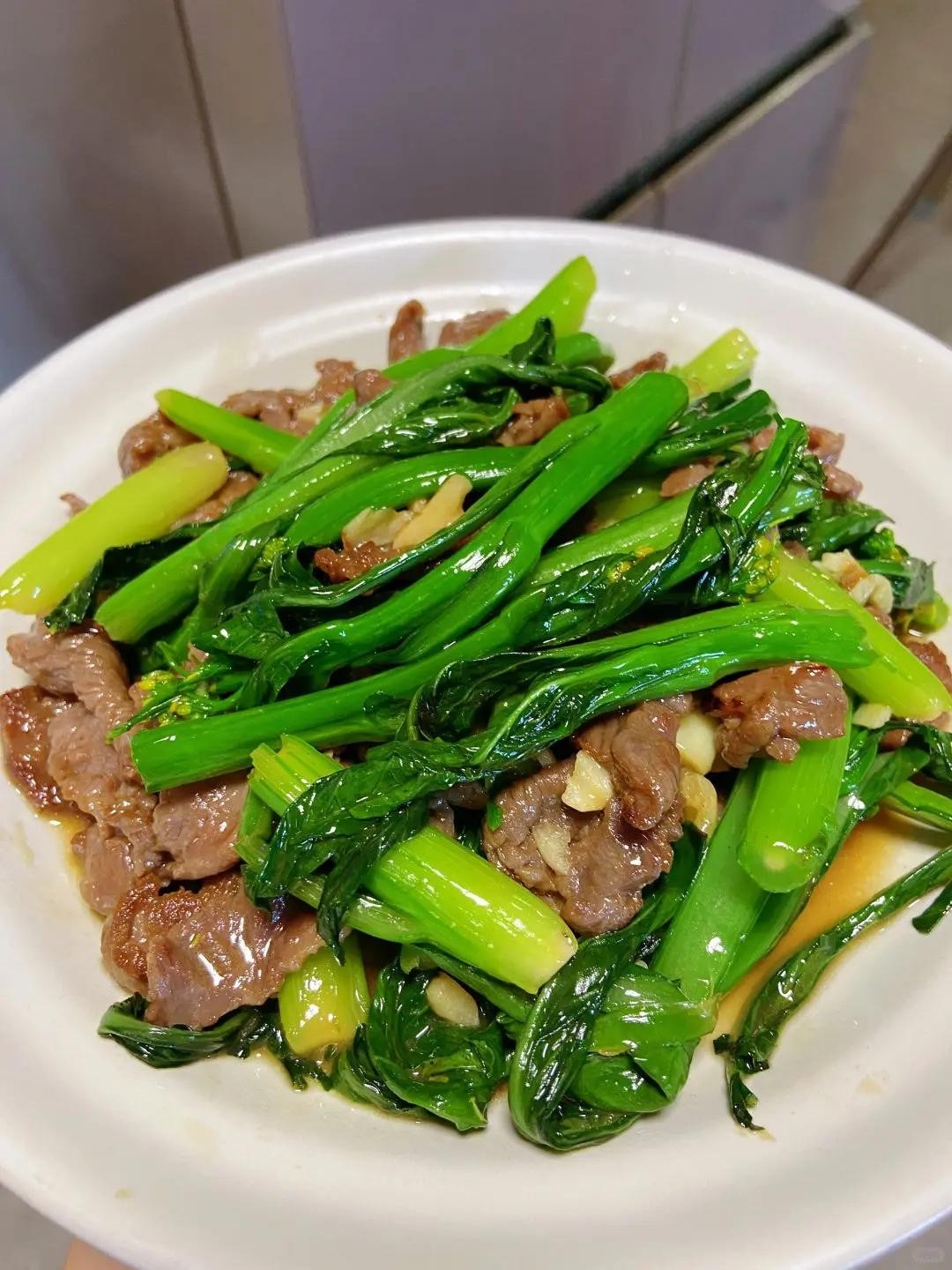 Bò Xào Cải Ngồng Thơm Ngon Đậm Đà Vị Tỏi