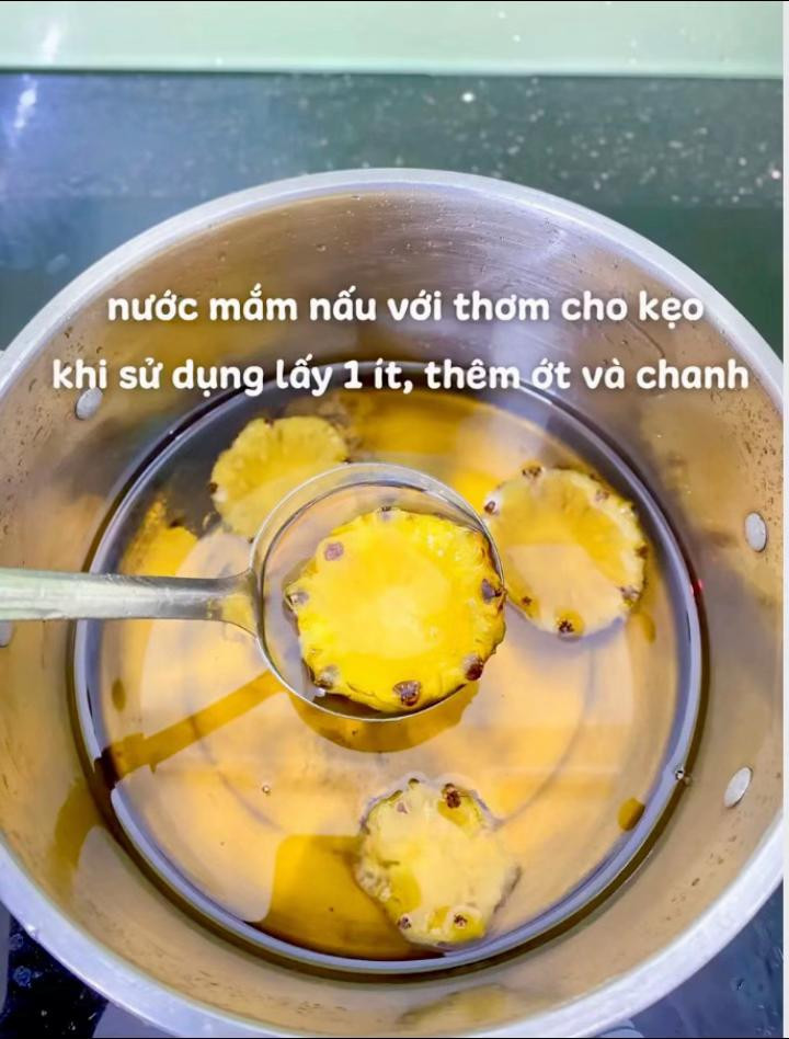 Bún Thịt Xào Giòn Tan, Rau Tươi