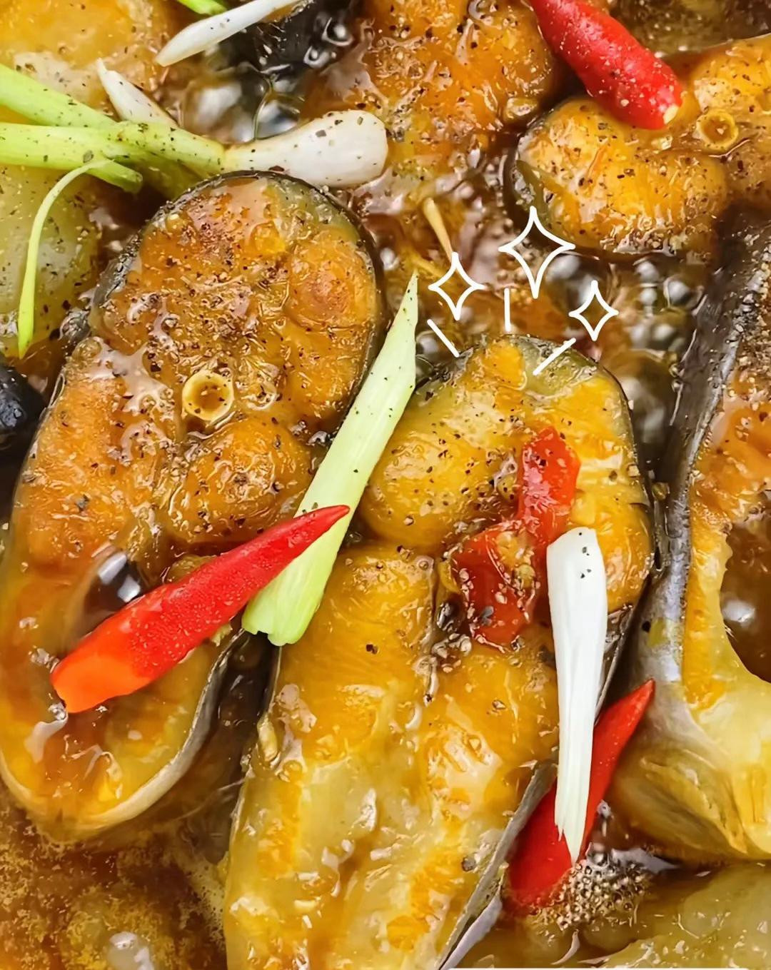 Cá Béo Kho Mặn Ngọt Đưa Cơm