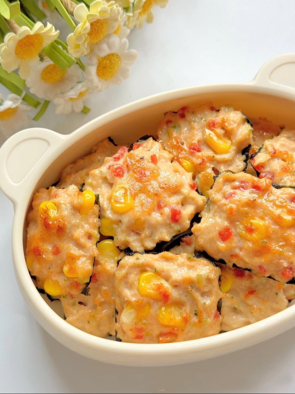 Chả Gà Rong Biển Giòn Rụm Cho Bé Yêu Thích Mê