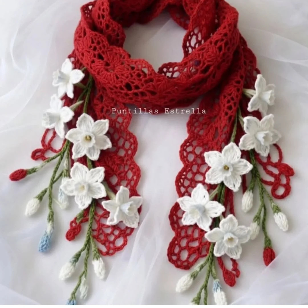 Charming Floral Crochet Shawl Pattern for Elegant Style