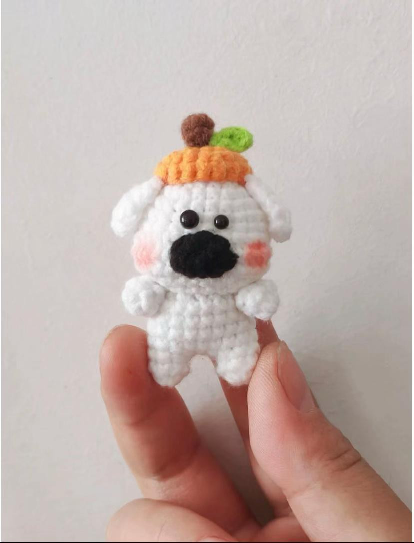 Chart chú chó đội mũ quả cam