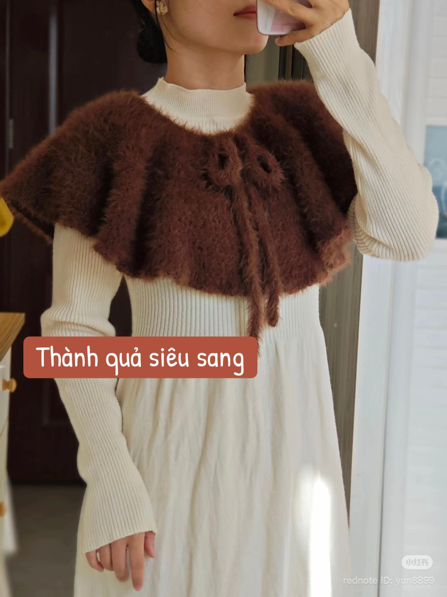 Chart móc len áo choàng cổ điển phong cách thanh lịch