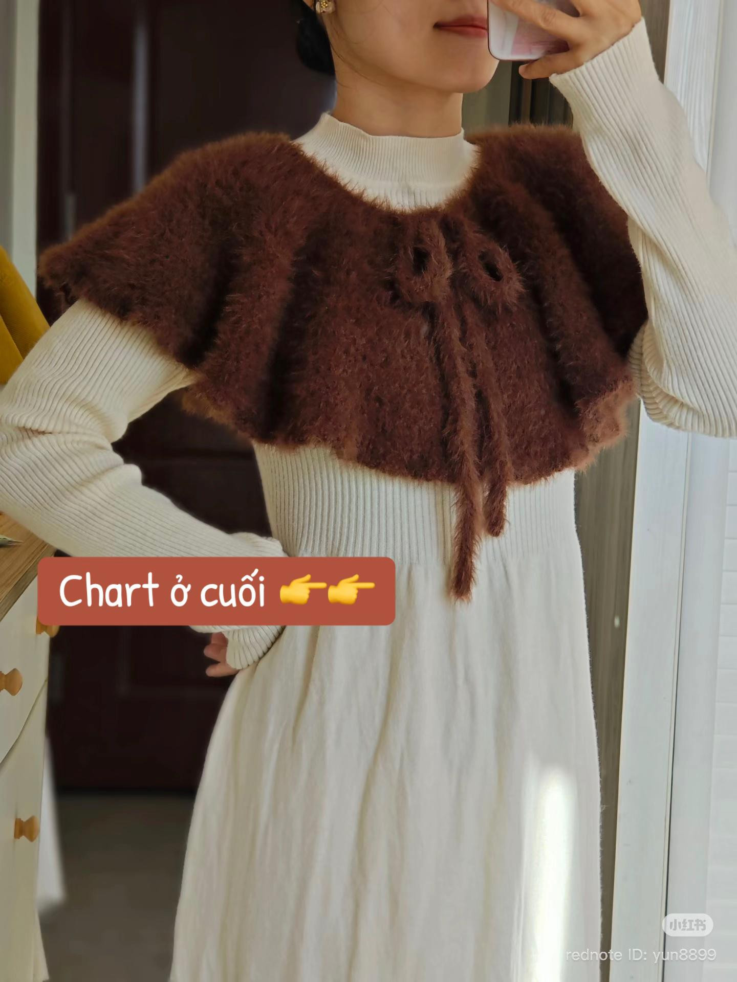 Chart móc len áo choàng cổ điển phong cách thanh lịch