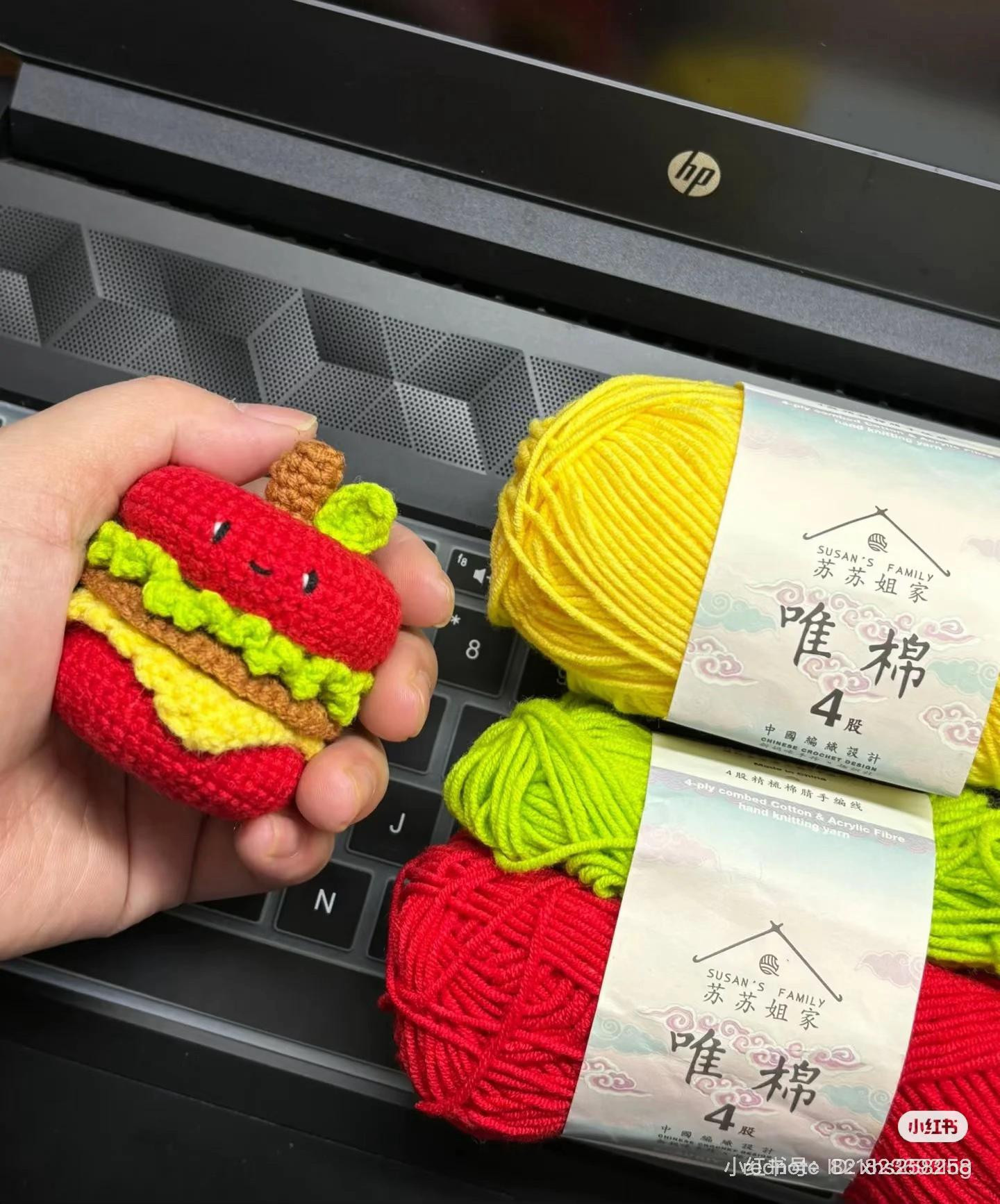 Chart móc len hình hamburger táo đáng yêu, dễ thương