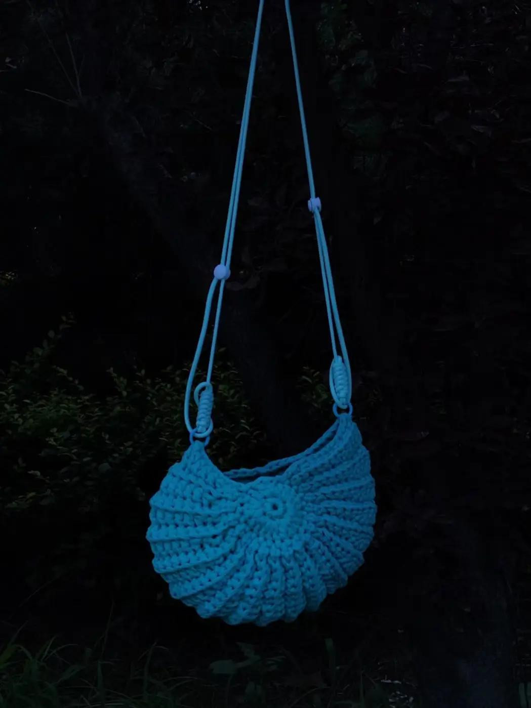 Chart móc len túi sò biển xanh tinh tế và hiện đại