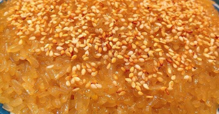 Chè Con Ong Ngọt Ngào Gừng Thơm Vừng Rang