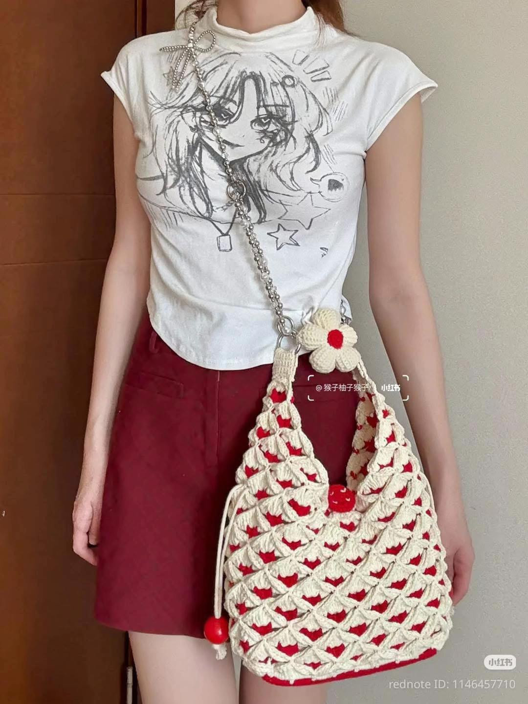 Chic Crochet Tote Bag with Red and White Pattern