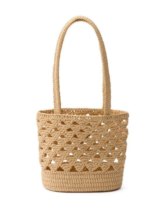 Chic Handmade Crochet Tote Bag Pattern for Stylish Outings