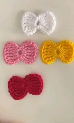 Colorful Crochet Bow Pattern for Beginners