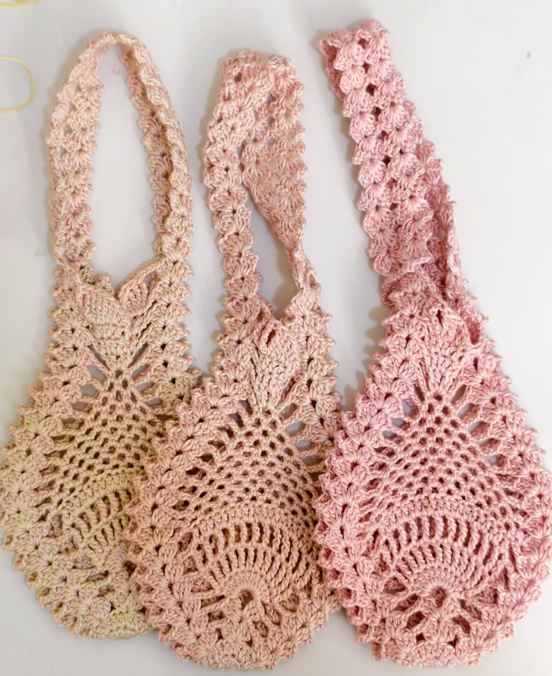 Colorful Crochet Tote Bag Pattern with Rainbow Yarn