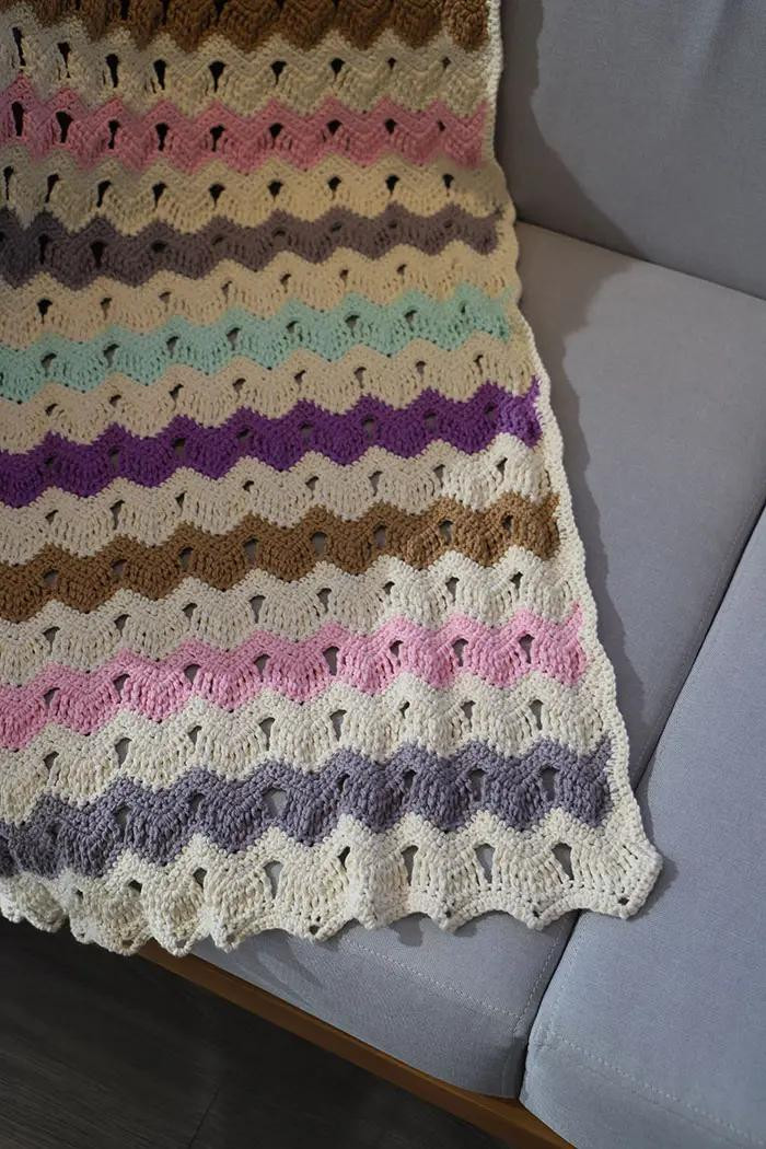Colorful Zigzag Crochet Blanket for Cozy Home Decor