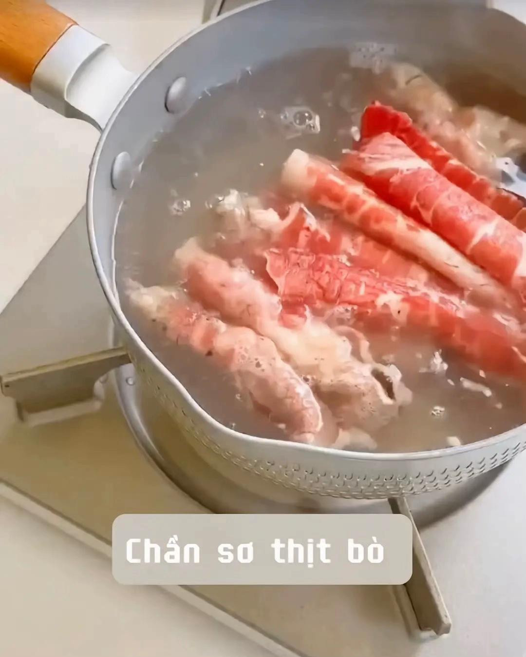 Cơm Lười Thịt Bò Khoai Tây Ngon Ngọt Tiện Lợi