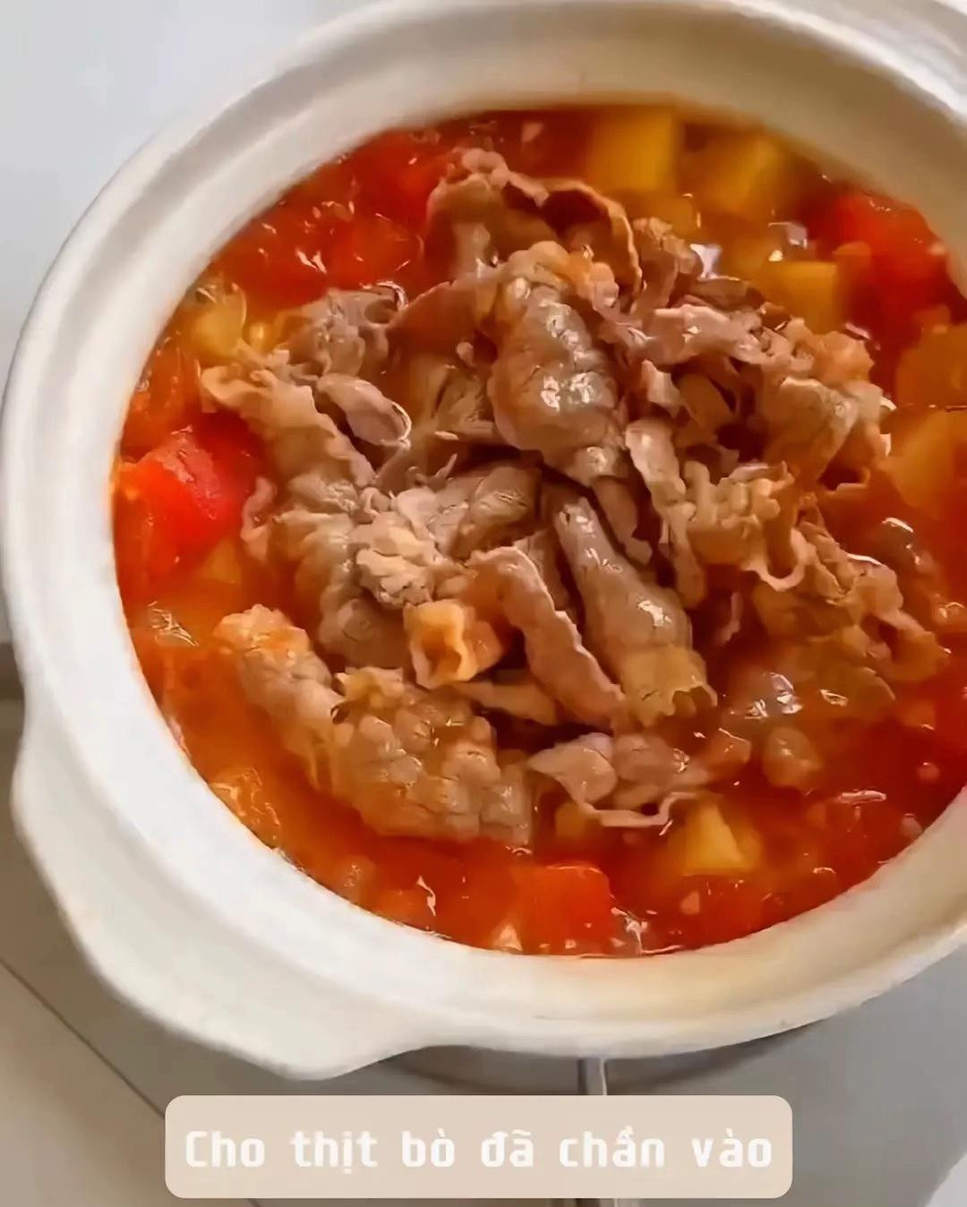 Cơm Lười Thịt Bò Khoai Tây Ngon Ngọt Tiện Lợi