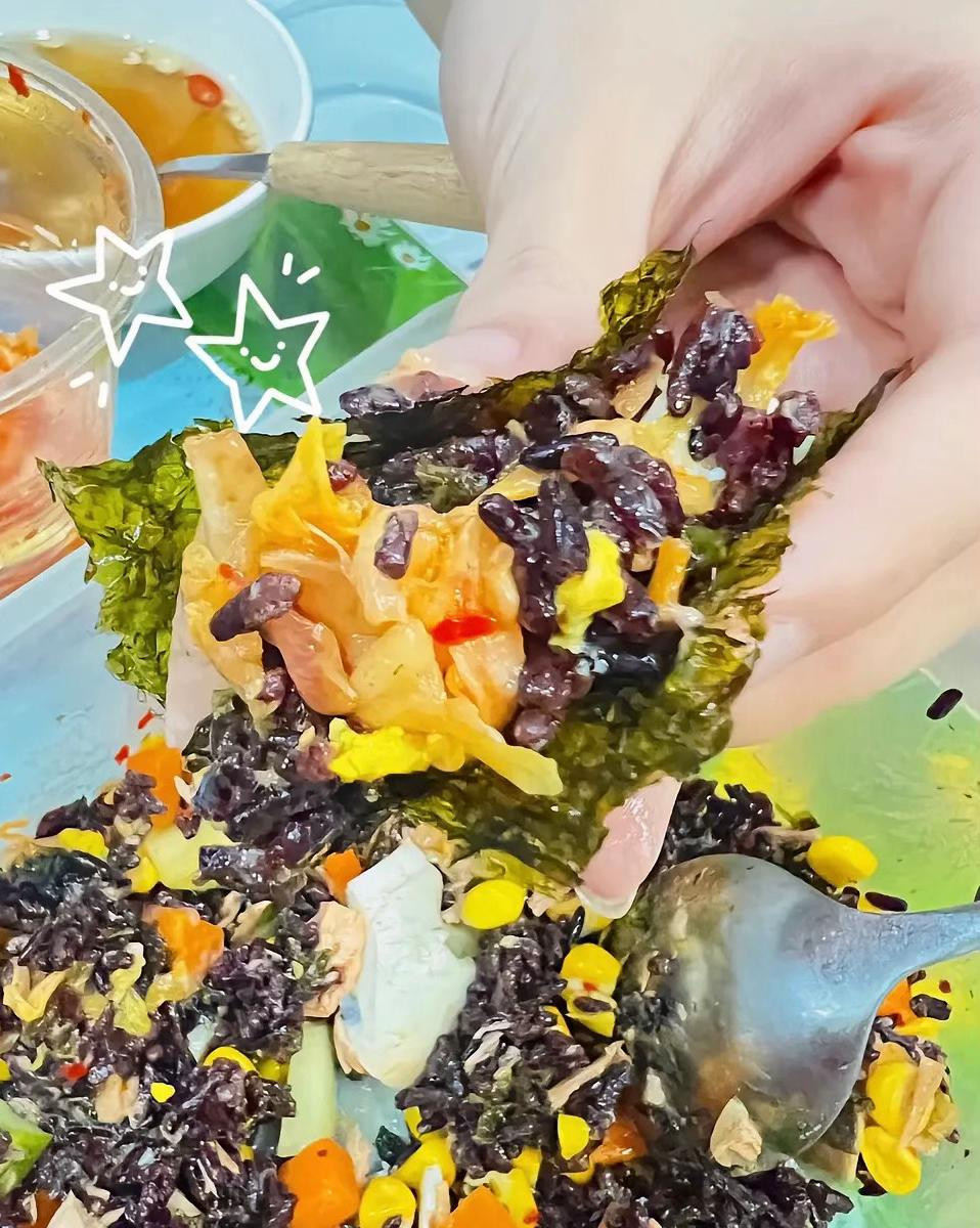 Cơm Trộn Kim Chi Cá Ngừ Lười Biếng Thơm Ngon